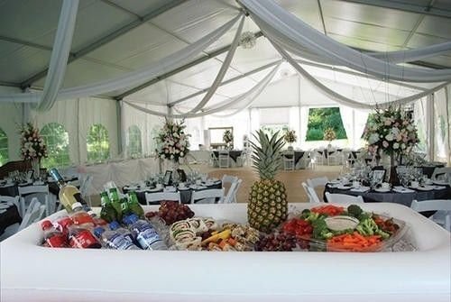 Sorbus White Inflatable Drinks & Food Serving Bar with Drain Plug (3 Salad Bars) - Image 5